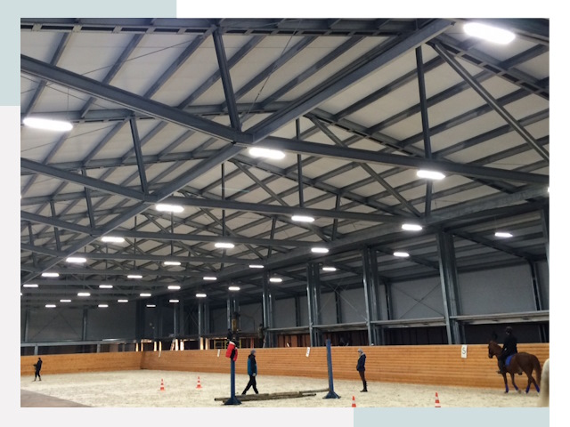 Строительство конных манежей от 614 руб в Чистополь