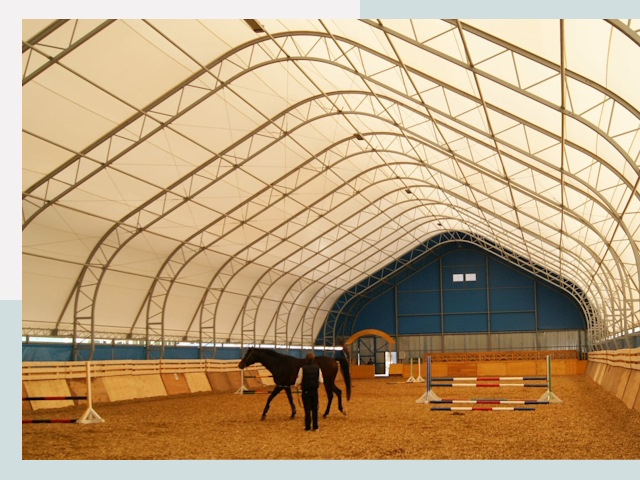 Строительство конных манежей в Чистополе